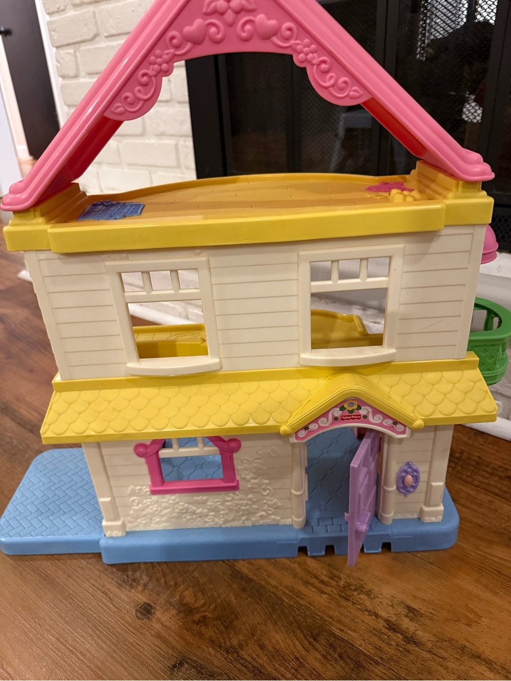Fisher Price My first dollhouse